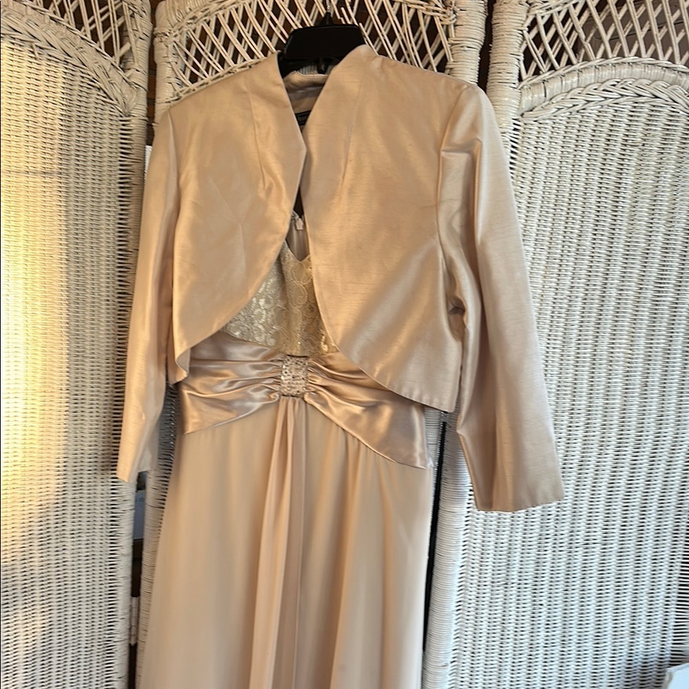 Jessica Howard Cream Wedding Dress with Jacket